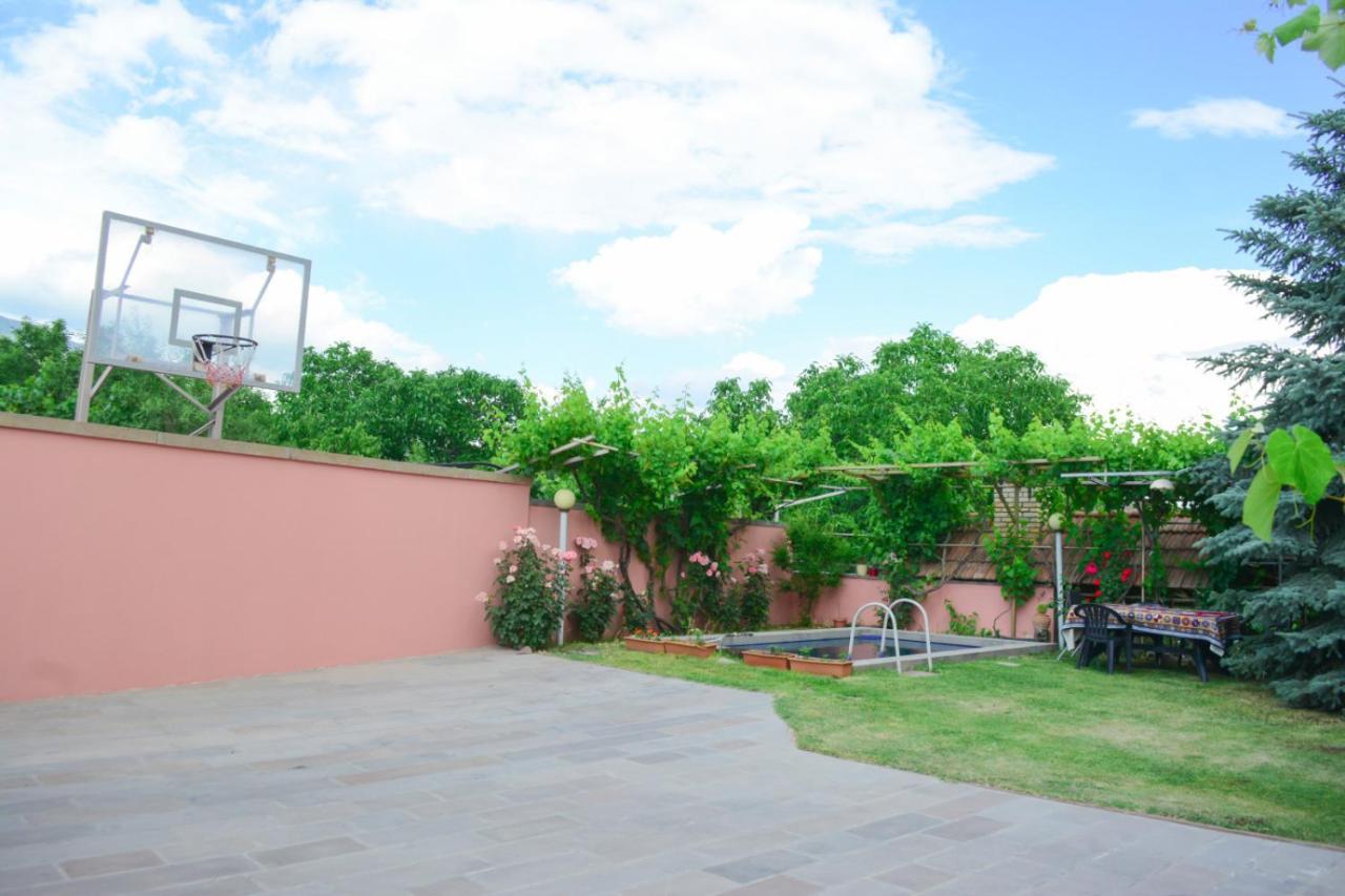 Old Bridge B&B Yeghegnadzor Exterior photo