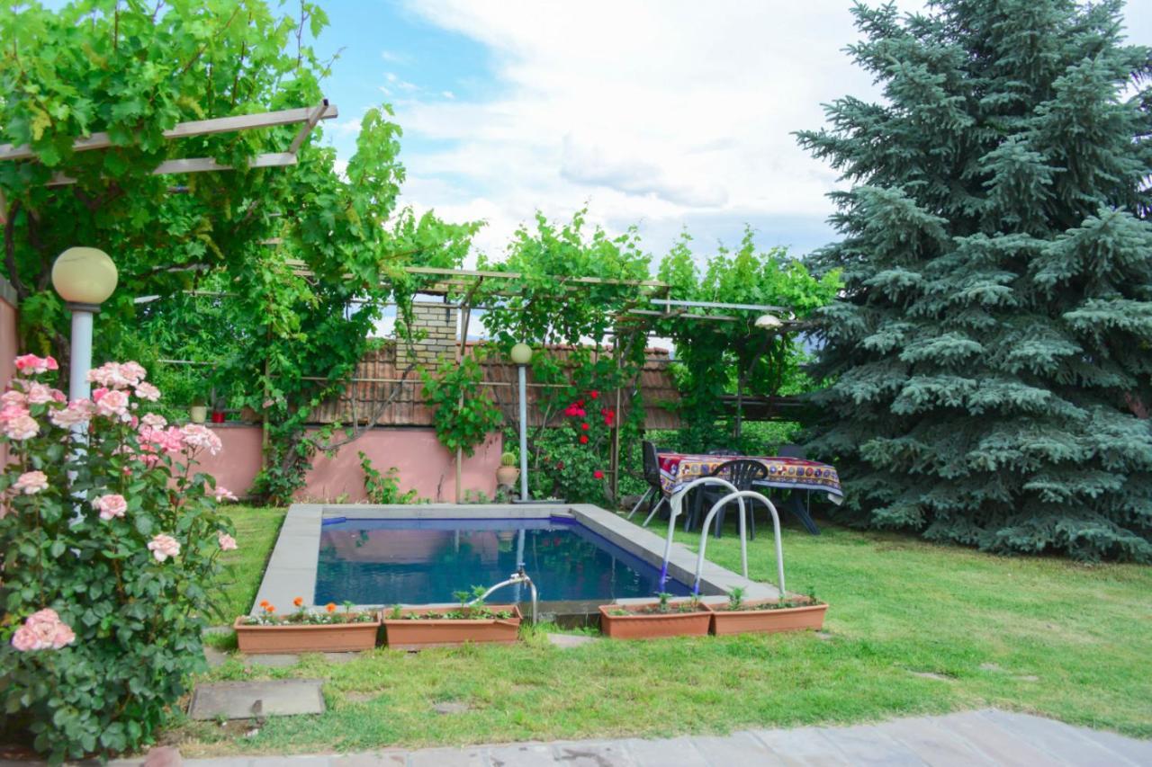 Old Bridge B&B Yeghegnadzor Exterior photo